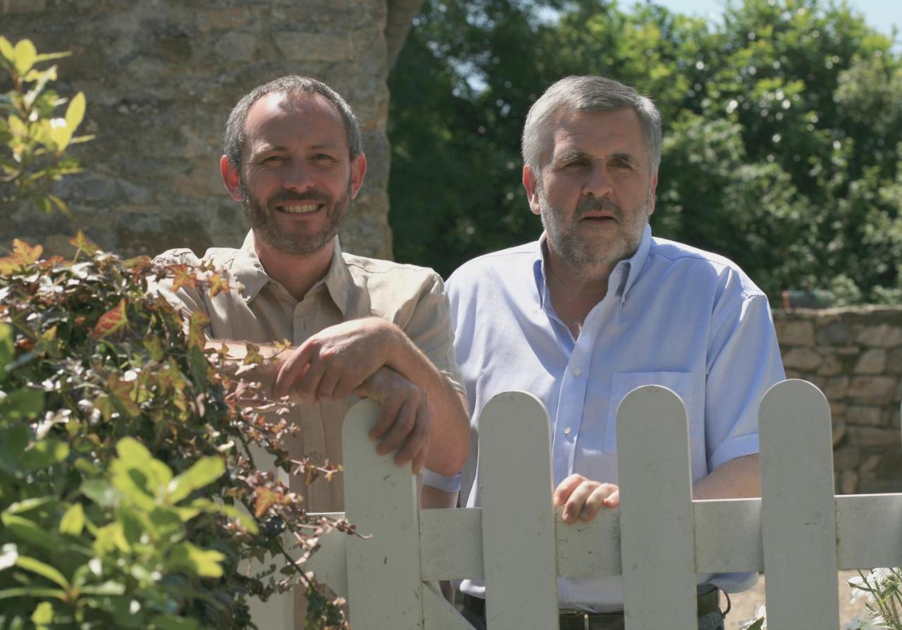 Le Manoir De La Fieffe Bed & Breakfast Cherbourg-en-Cotentin Exterior photo